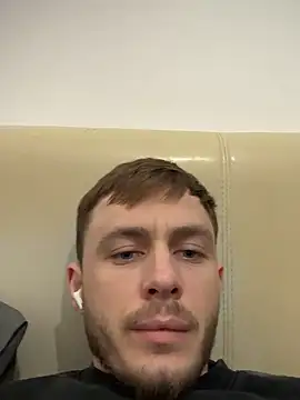 Julian128 online show from February 2025 09:16:01 PM