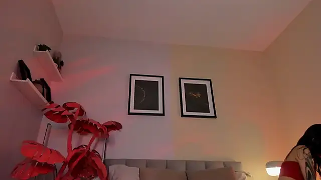 Violetta Nur online show from March 2026 10:16:01 PM