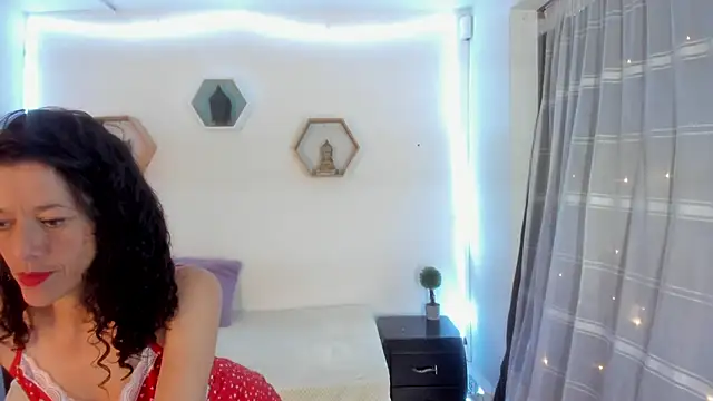 Paloma victory online show from December 2024 08:28:01 PM