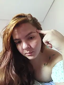 Snapshot of Bruninha_Hot10 chatting on May 2026 01:43:02 PM Bruninha Hot10 online show from May 2026 01:43:02 PM