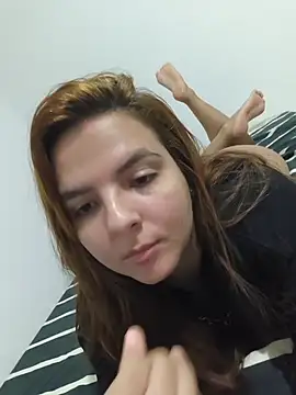 Snapshot of Bruninha_Hot10 chatting on May 2026 01:14:01 AM Bruninha Hot10 online show from May 2026 01:14:01 AM