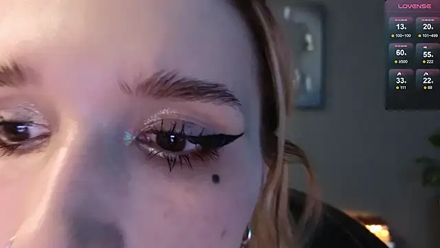 Snapshot of SophieInkk chatting on February 2025 12:20:02 AM SophieInkk online show from February 2025 12:20:02 AM