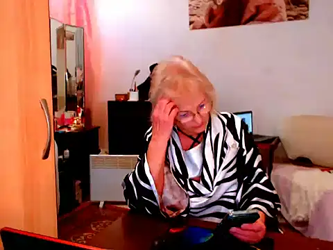 Natali7634 online show from February 2025 10:39:02 AM