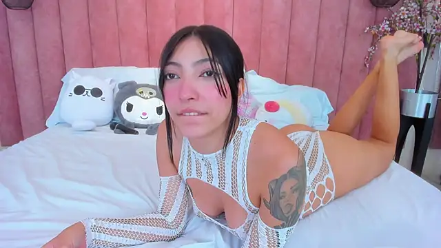 MarianaBranzz online show from January 2025 04:16:01 PM