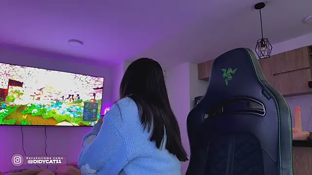 MarianaBranzz online show from April 2026 03:39:02 PM