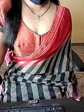 Snapshot of Nithya_05 chatting on January 2026 06:52:02 AM Nithya 05 online show from January 2026 06:52:02 AM