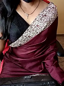 Snapshot of Nithya_05 chatting on January 2026 05:11:01 AM Nithya 05 online show from January 2026 05:11:01 AM