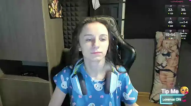 Snapshot of _Nika_Kik chatting on January 2025 09:26:01 AM Nika Kik online show from January 2025 09:26:01 AM