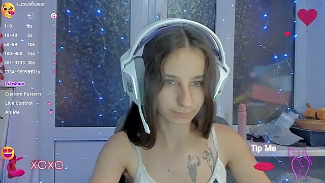 Snapshot of _Nika_Kik chatting on September 2025 06:30:02 PM Nika Kik online show from September 2025 06:30:02 PM