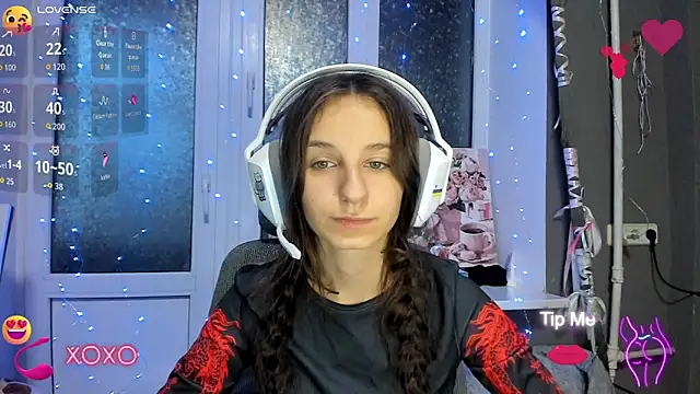 Snapshot of _Nika_Kik chatting on October 2025 02:28:02 PM Nika Kik online show from October 2025 02:28:02 PM