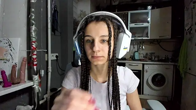 Snapshot of _Nika_Kik chatting on December 2025 07:40:02 PM Nika Kik online show from December 2025 07:40:02 PM