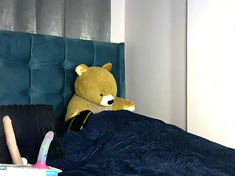 Snapshot of Petite_lexii chatting on November 2025 03:23:02 PM Petite lexii online show from November 2025 03:23:02 PM