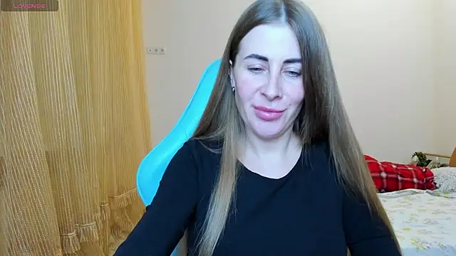 Snapshot of BarbaraKiss chatting on December 2024 05:57:02 PM BarbaraKiss online show from December 2024 05:57:02 PM