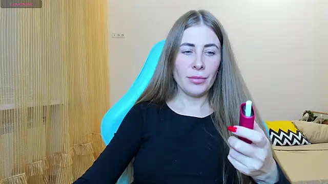 Snapshot of BarbaraKiss chatting on January 2025 02:32:01 PM BarbaraKiss online show from January 2025 02:32:01 PM