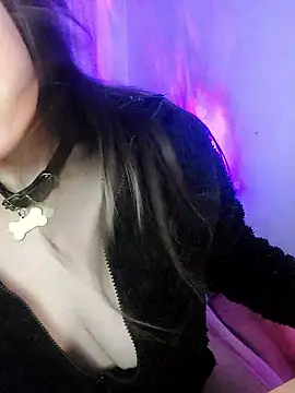 Kimiechanuwu online show from January 2026 05:51:02 PM