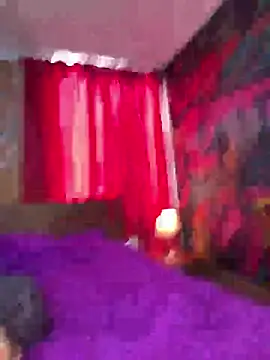 Snapshot of Loveviolet chatting on March 2026 05:39:01 PM Loveviolet online show from March 2026 05:39:01 PM