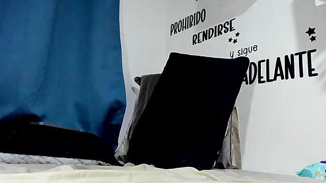 Aronxxs online show from November 2025 09:32:01 AM