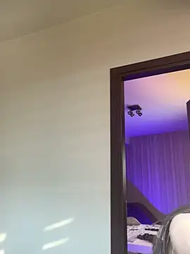 LunaWills  online show from February 2025 11:09:02 AM