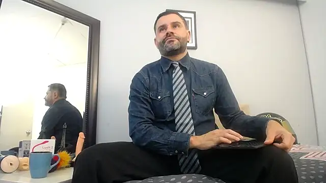 Snapshot of jonasbeards chatting on November 2025 03:23:02 PM jonasbeards online show from November 2025 03:23:02 PM