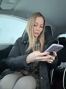 LavenderHot online show from November 2025 02:11:01 AM