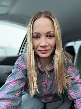 LavenderHot online show from December 2025 03:23:01 AM