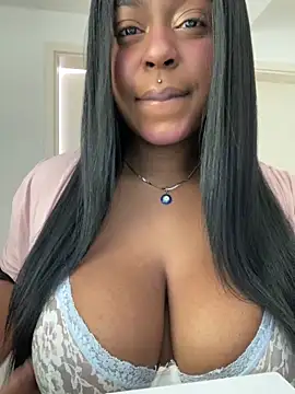 Snapshot of latinababyy chatting on March 2025 02:45:02 PM latinababyy online show from March 2025 02:45:02 PM