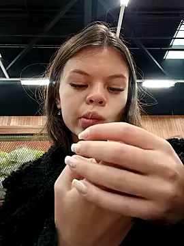 Violeta 12- online show from February 2025 09:11:02 PM