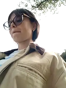 Violeta 12- online show from September 2025 09:09:01 PM