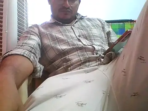 naughtymike0007 online show from October 2025 06:34:02 AM