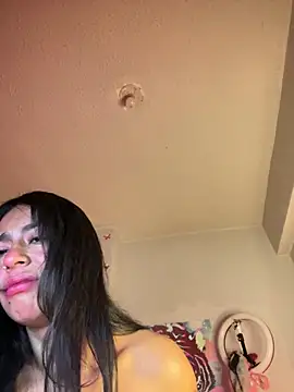 Snapshot of CieloTaylor chatting on March 2025 01:05:01 AM CieloTaylor online show from March 2025 01:05:01 AM