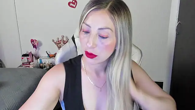 Andreina Suann online show from November 2025 10:52:02 AM