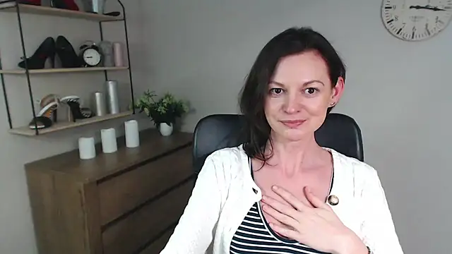 VivianWILD online show from January 2025 12:59:01 PM