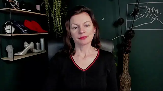 VivianWILD online show from March 2025 10:16:02 AM