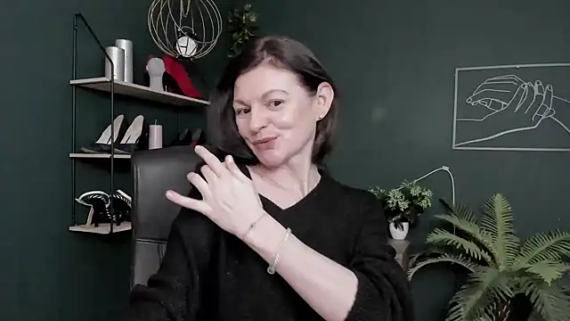 VivianWILD online show from March 2026 06:43:02 AM