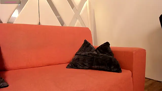 Snapshot of saracorraless chatting on December 2024 10:30:02 PM saracorraless online show from December 2024 10:30:02 PM