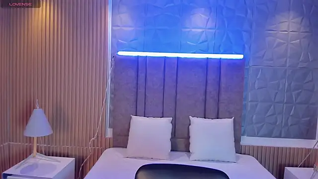 Snapshot of saracorraless chatting on September 2025 11:54:01 AM saracorraless online show from September 2025 11:54:01 AM