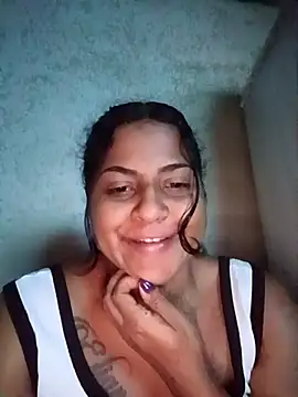 Snapshot of Giselabrunette25 chatting on January 2026 10:18:02 AM Giselabrunette25 online show from January 2026 10:18:02 AM