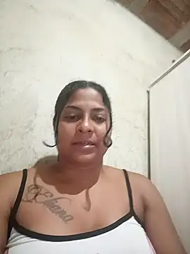 Snapshot of Giselabrunette25 chatting on January 2026 10:06:01 AM Giselabrunette25 online show from January 2026 10:06:01 AM