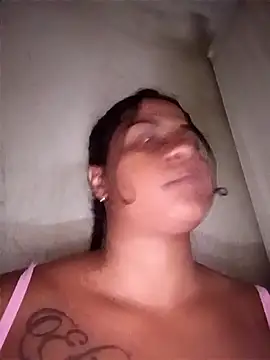 Snapshot of Giselabrunette25 chatting on January 2026 01:10:02 AM Giselabrunette25 online show from January 2026 01:10:02 AM