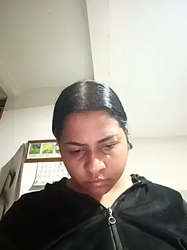 Snapshot of Giselabrunette25 chatting on February 2026 08:21:01 AM Giselabrunette25 online show from February 2026 08:21:01 AM