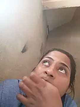 Snapshot of Giselabrunette25 chatting on April 2026 06:15:01 PM Giselabrunette25 online show from April 2026 06:15:01 PM