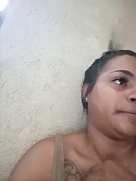 Giselabrunette25 online show from May 2026 03:29:01 PM