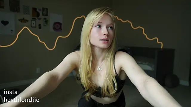 bestblonde online show from March 2025 06:21:02 PM