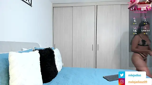 MalejaDiaz  online show from February 2025 05:01:02 PM