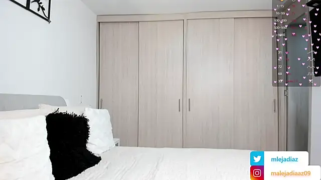 MalejaDiaz  online show from March 2025 09:56:02 PM