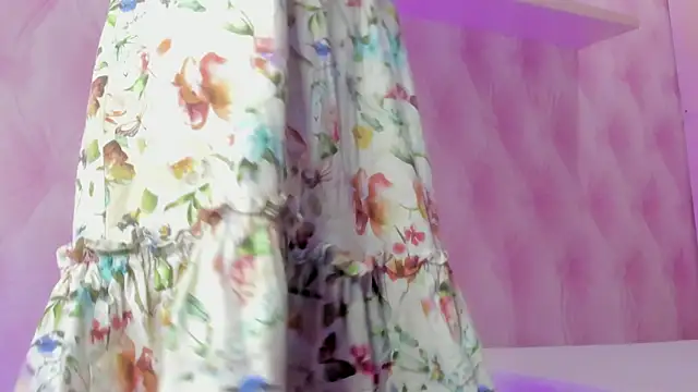 Hilary-banks online show from March 2025 03:44:01 AM