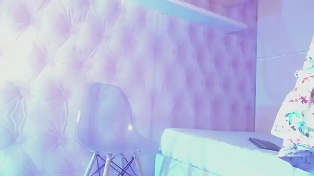 Hilary-banks online show from March 2025 04:08:02 AM