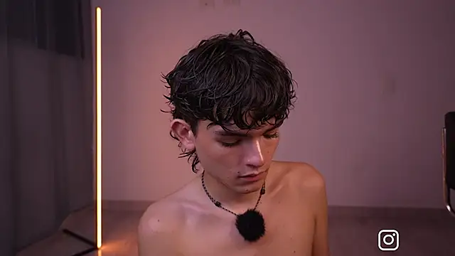 Angelo 018 online show from March 2026 03:44:01 AM