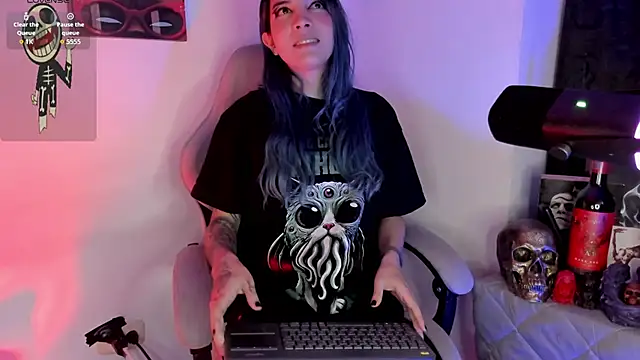 sofi pretty uwu- online show from May 2026 09:53:02 PM