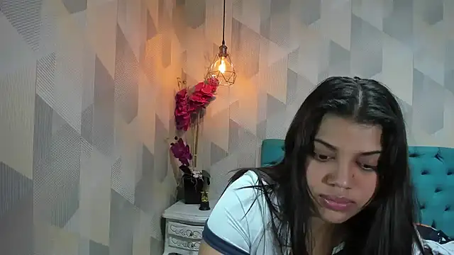 LindaBreeS online show from May 2026 04:13:02 PM